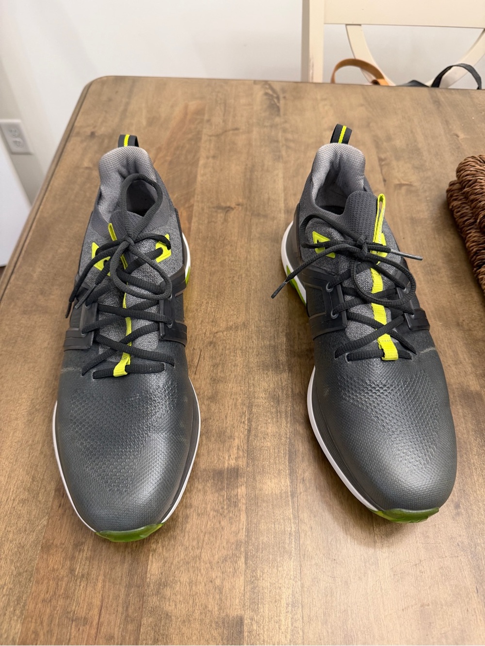 Men's FootJoy HyperFlex Grey with Yellow Accent